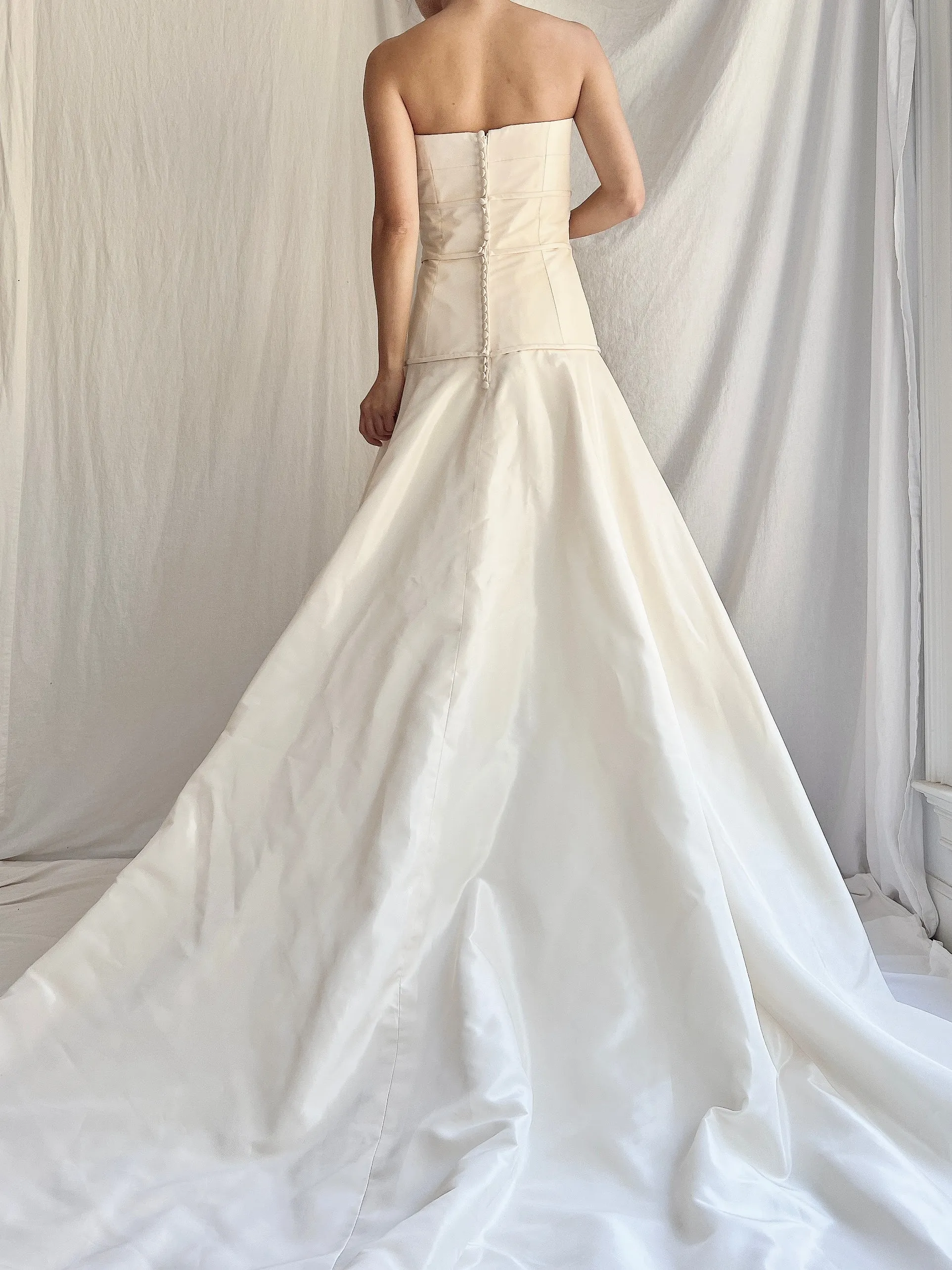 Vintage Cream Taffeta Dropped Waist Gown - S/M 6/8