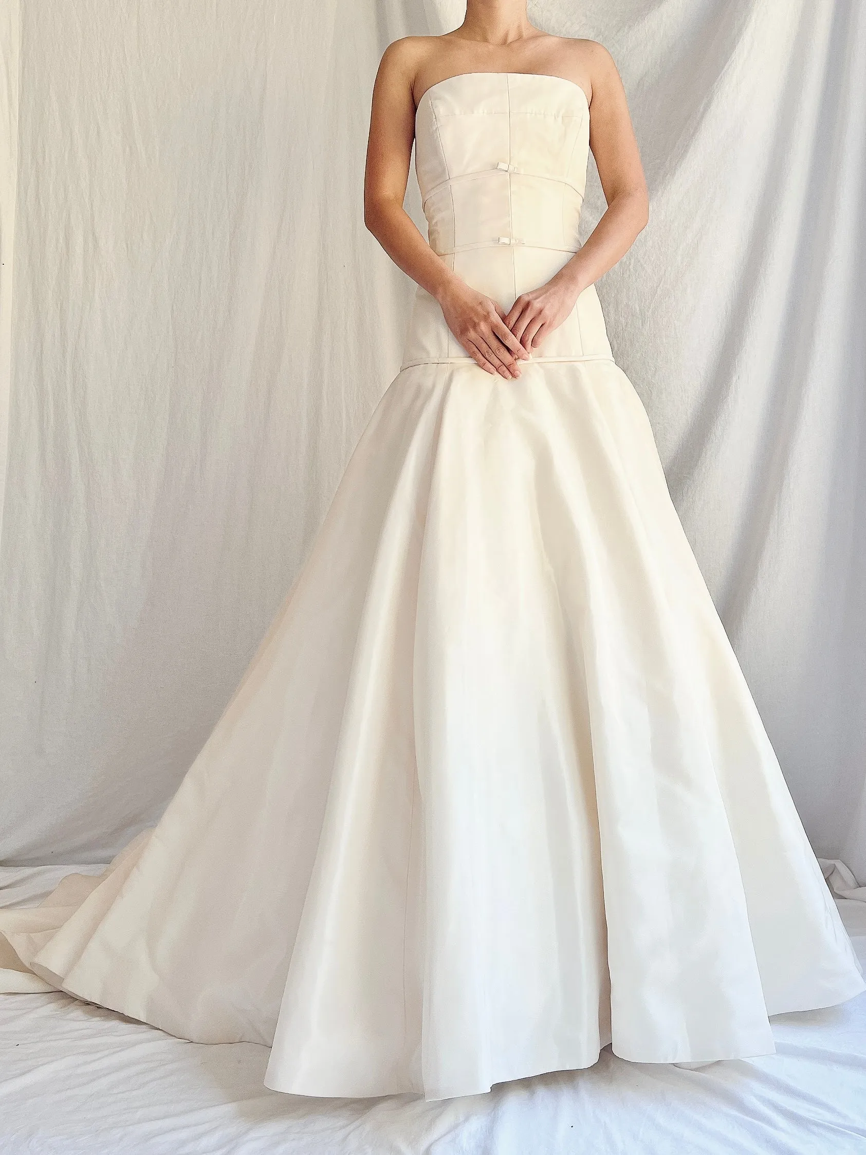 Vintage Cream Taffeta Dropped Waist Gown - S/M 6/8