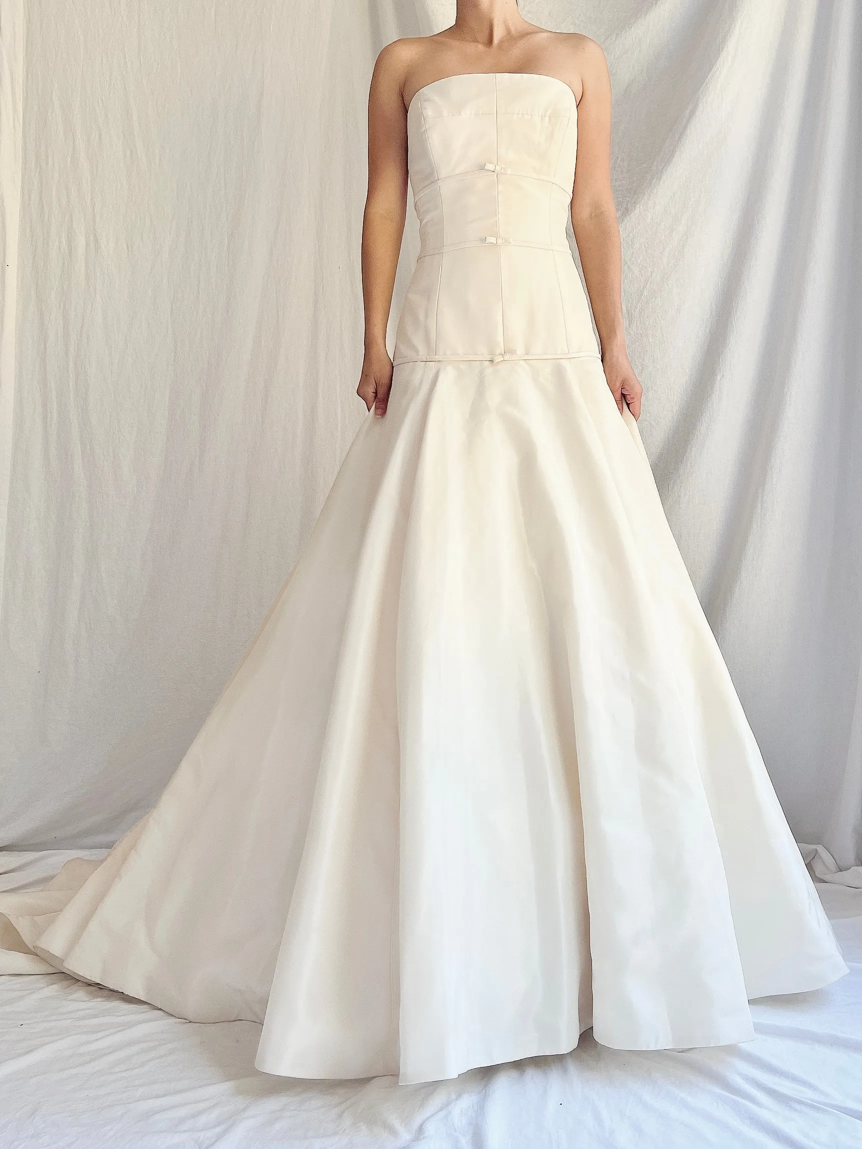 Vintage Cream Taffeta Dropped Waist Gown - S/M 6/8
