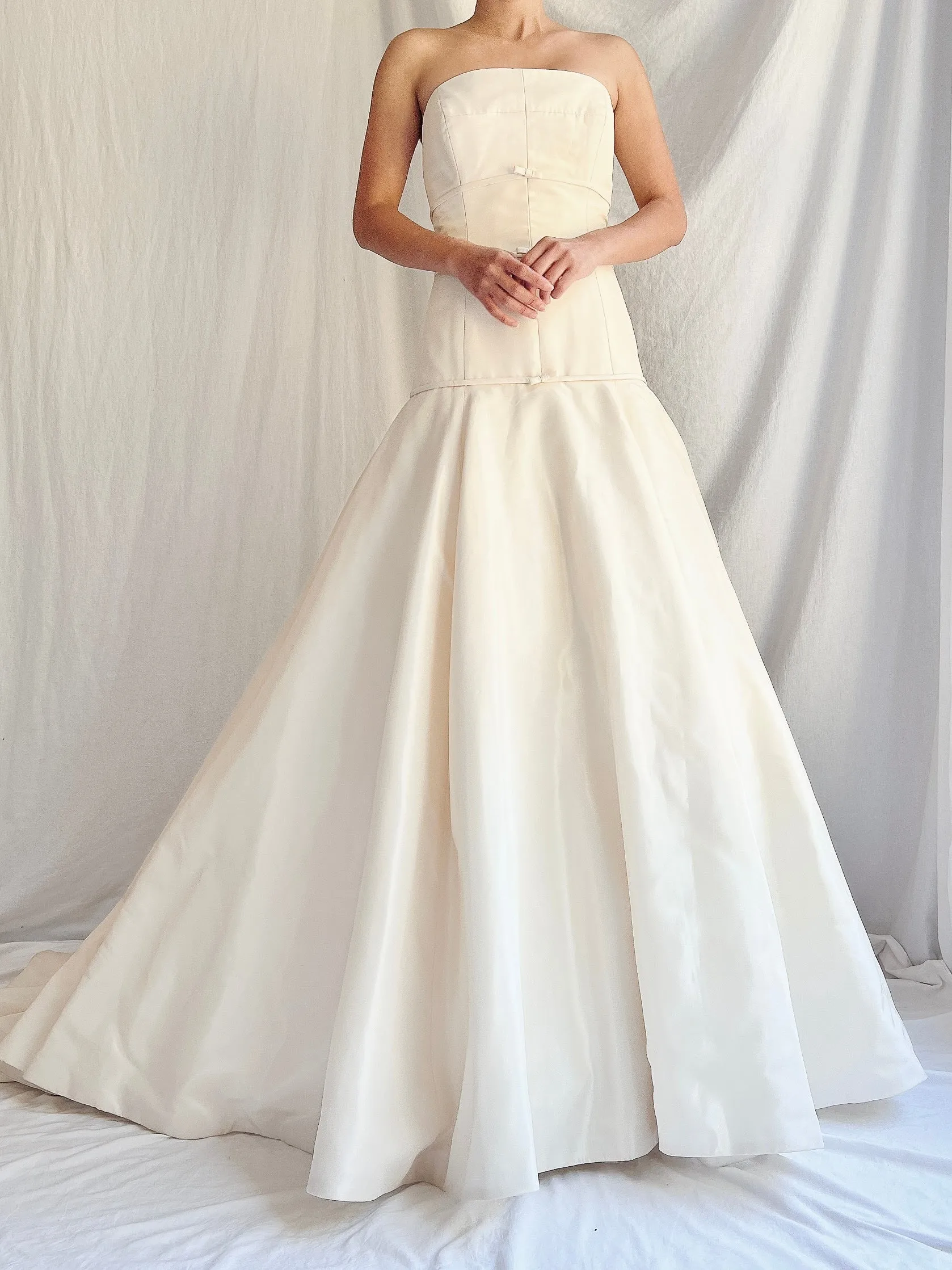 Vintage Cream Taffeta Dropped Waist Gown - S/M 6/8