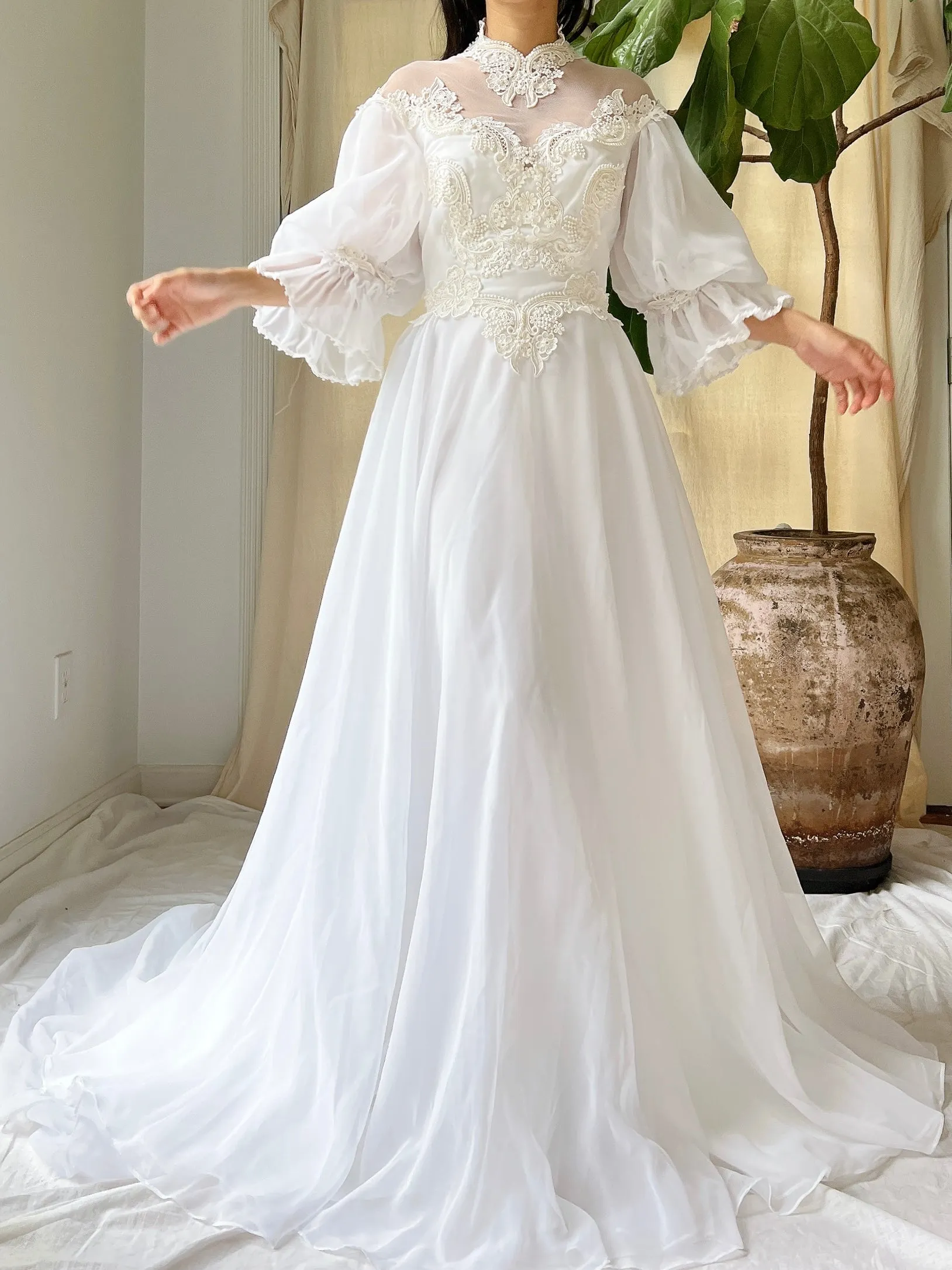 Vintage Puff Sleeve Dress - S