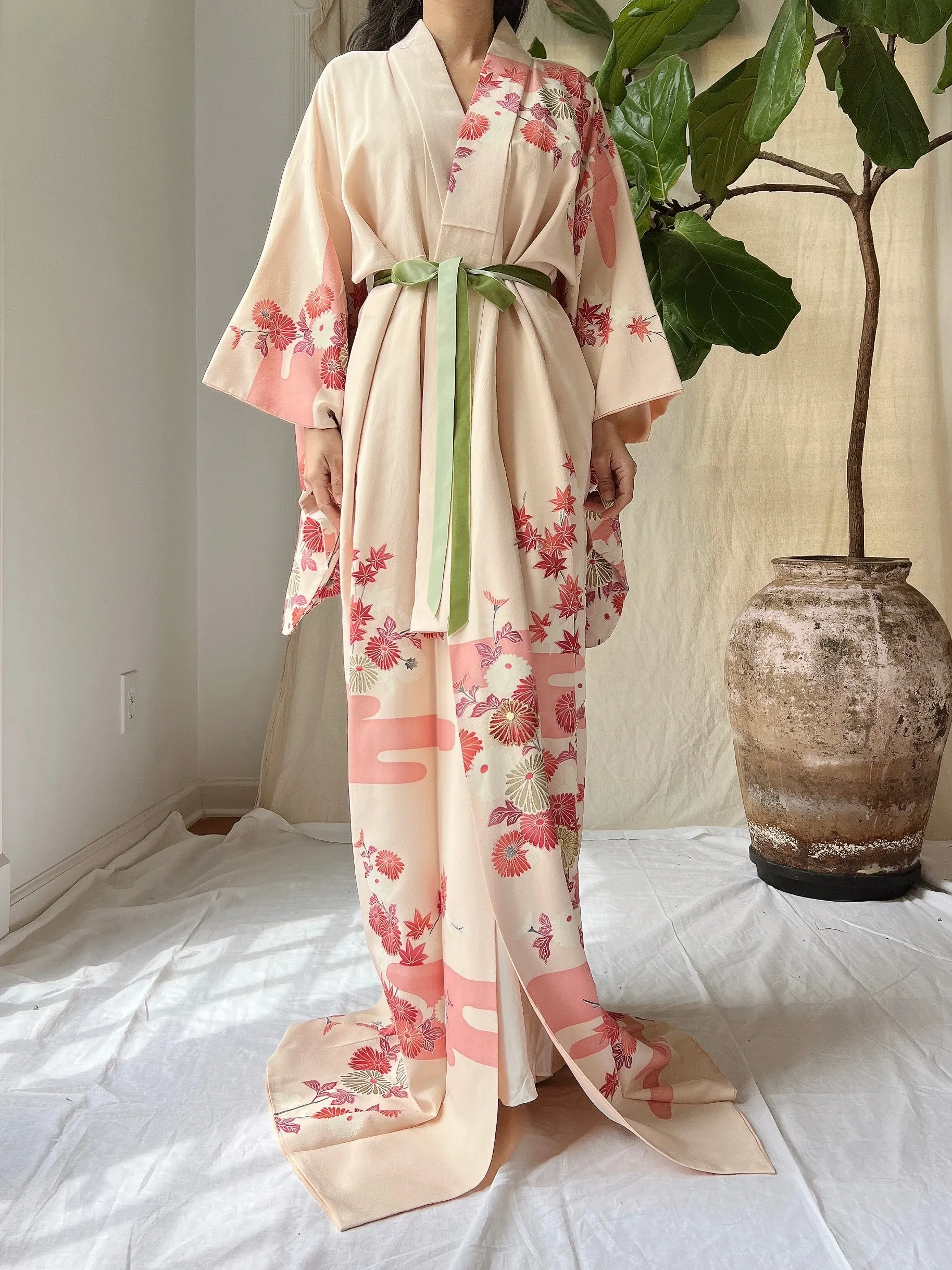 Vintage Silk Crepe Kimono - OSFM