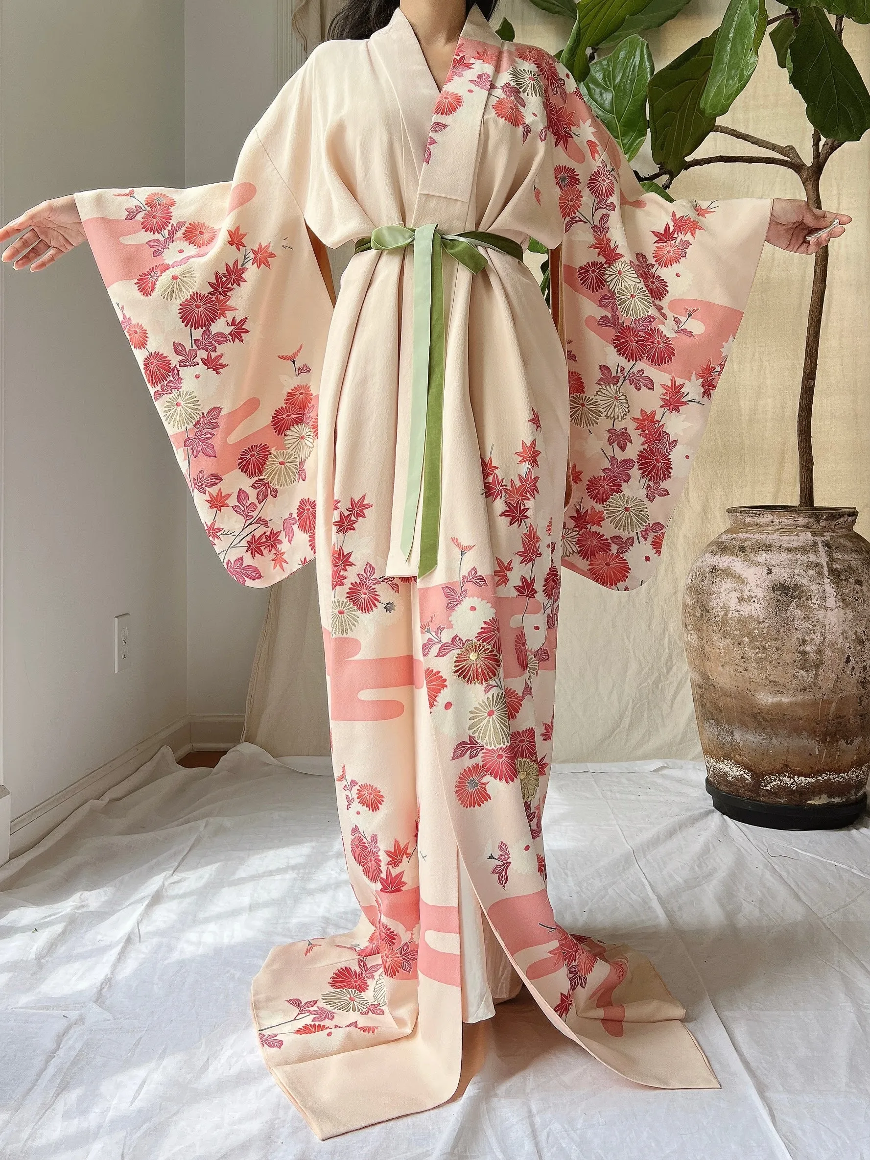 Vintage Silk Crepe Kimono - OSFM