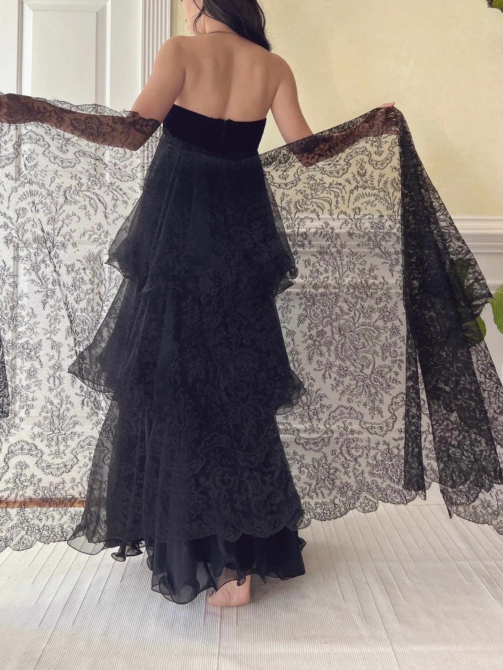 Vintage Silk Lace Scarf - OSFM