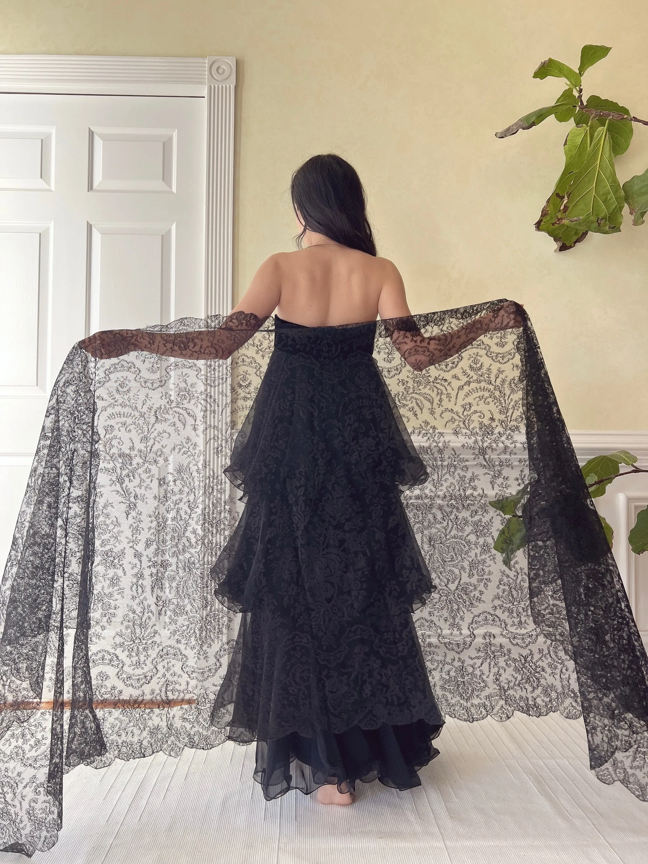 Vintage Silk Lace Scarf - OSFM