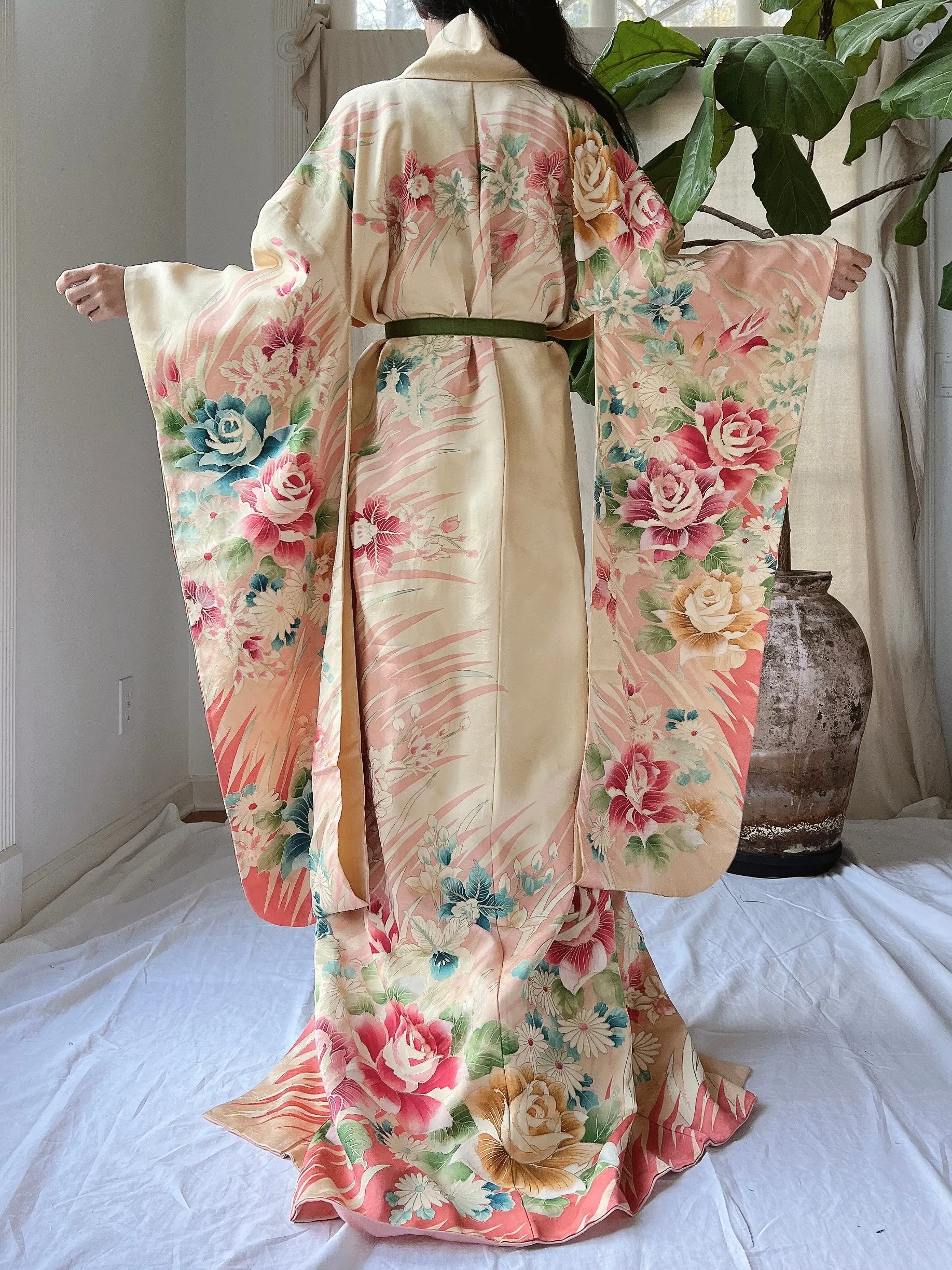 Vintage Silk Painted Rose Kimono - OSFM