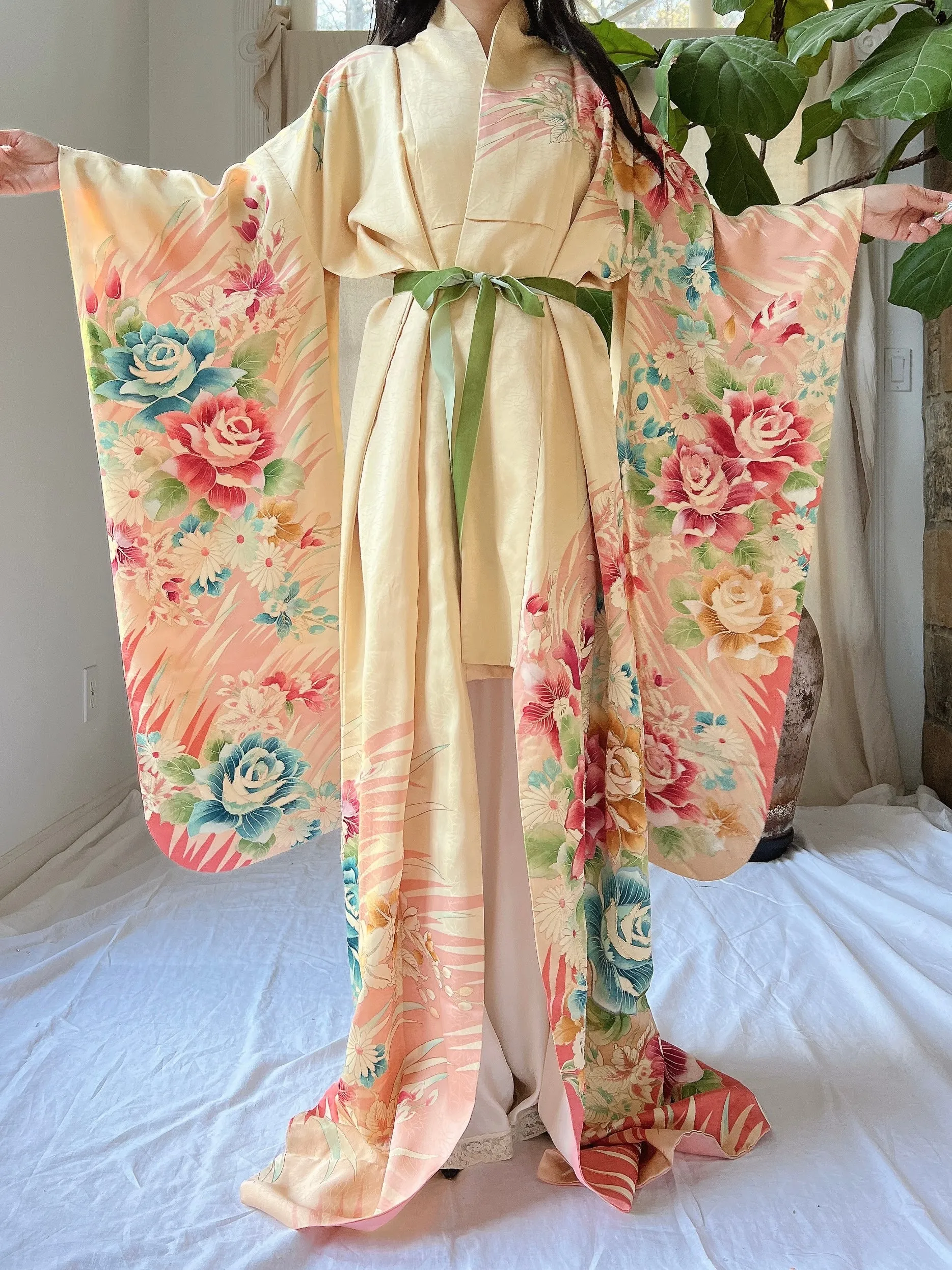 Vintage Silk Painted Rose Kimono - OSFM