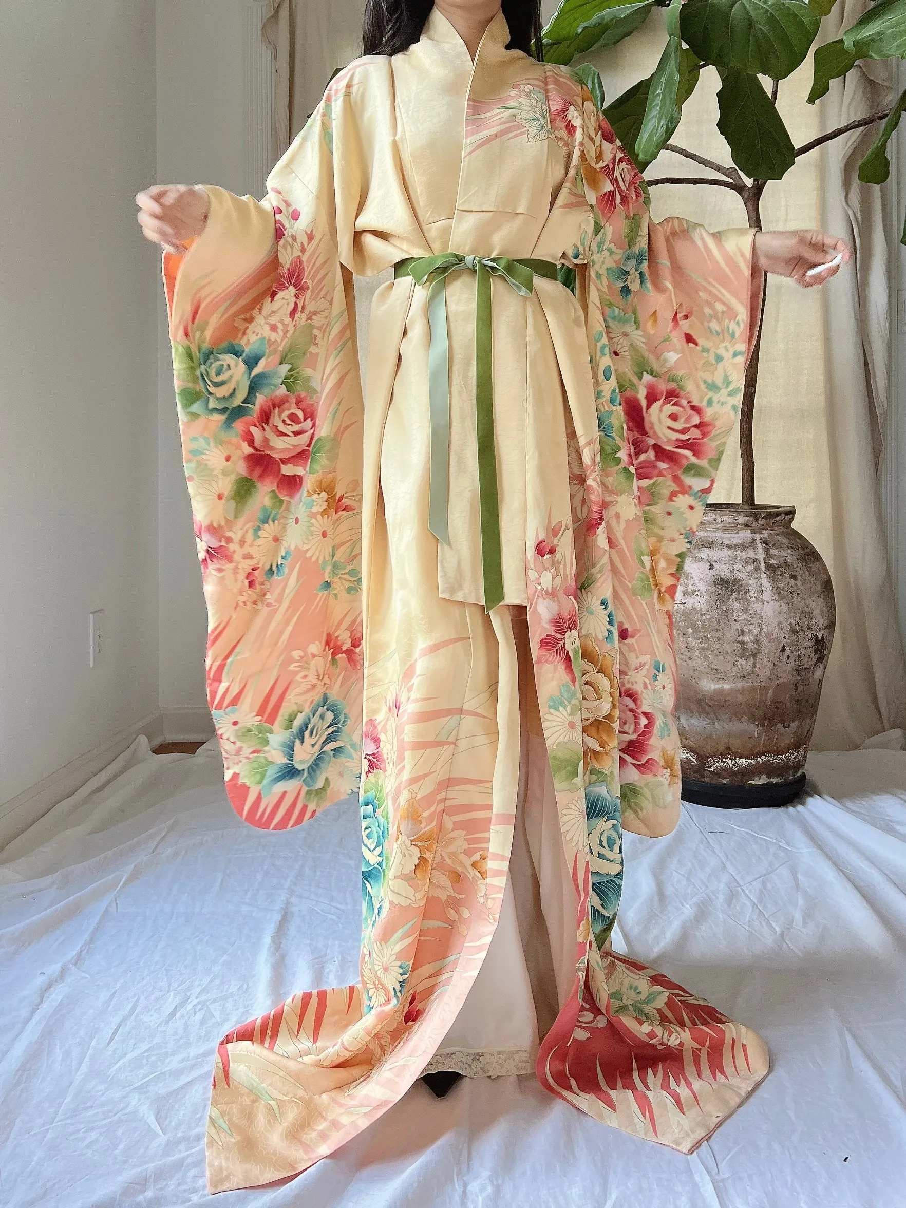 Vintage Silk Painted Rose Kimono - OSFM